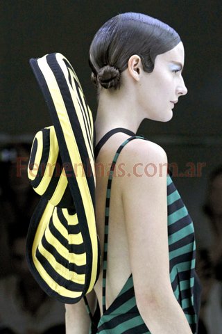 Complementos moda verano 2012 Prada d